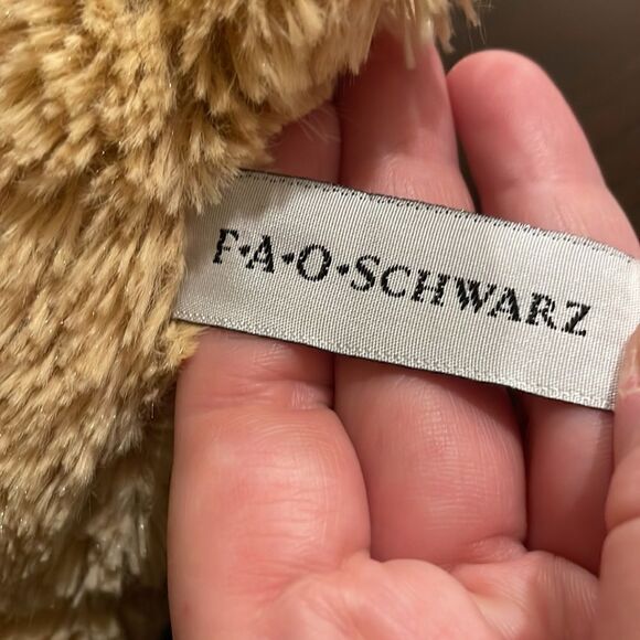 F.A.O. Schwarz Boy Bear with Red Winter Hat Collectable NWT 17” long Excellent … - Picture 5 of 7